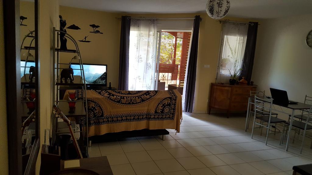 Agreable T3 A Sainte Clotilde Apartamento Exterior foto